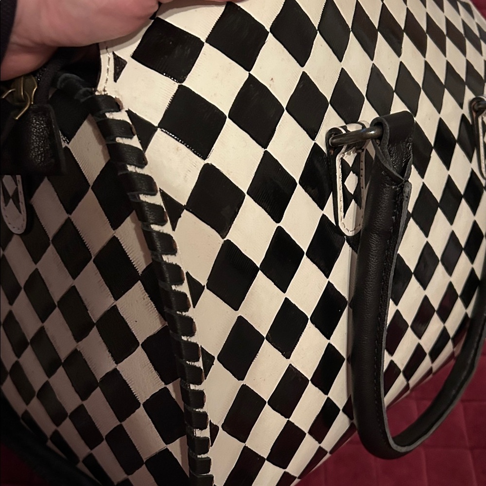 Western B&W Checkered Satchel - Picture 6 of 11
